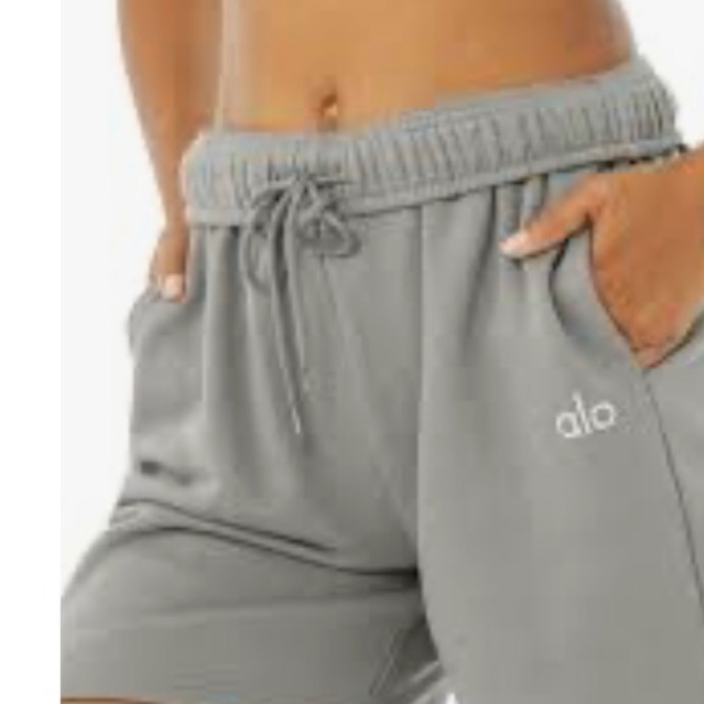 ALO Yoga Women’s Gray Lounge Drawstring Shorts Size XXS